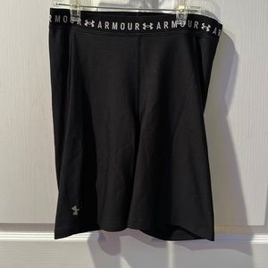 Under armor shorts, size medium